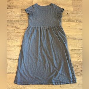 UNIVERSAL THREAD Goods Co - Gray T-shirt Dress - Super Comfy! Midi w/ pockets!